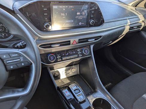 Used 2022 Hyundai Sonata SEL image 15