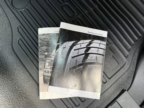 Used 2018 Ford F550 4x4 Regular Cab Super Duty image 16