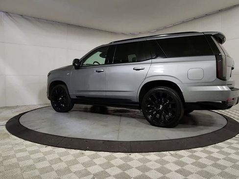 Used 2025 Cadillac Escalade Sport Platinum w/ LPO, ONYX Package AWD/4WD image 5