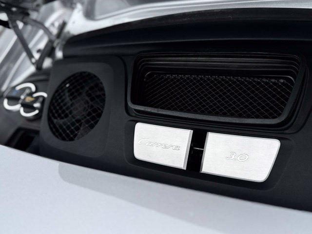 Used 2018 Porsche 911 Carrera RWD image 32