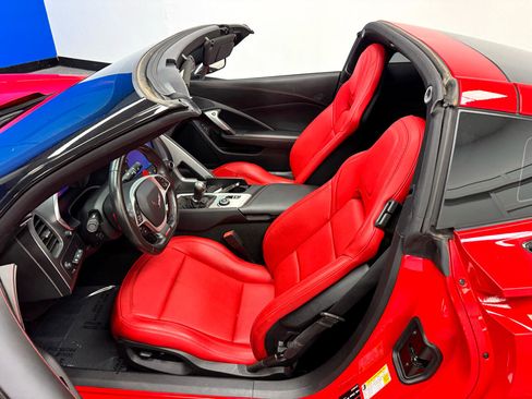 Used 2019 Chevrolet Corvette Z06 image 16