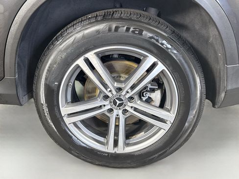 Used 2020 Mercedes-Benz GLC 300 image 37