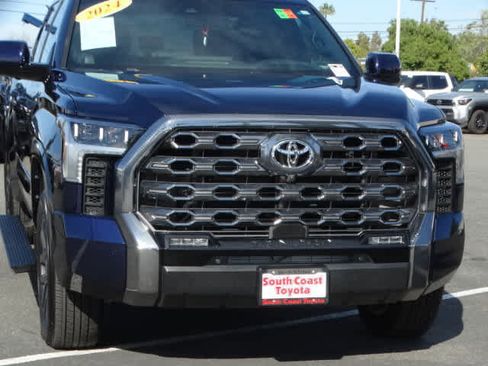 Used 2024 Toyota Tundra Platinum image 4