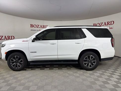 Used 2022 Chevrolet Tahoe Z71 w/ Luxury Package AWD/4WD image 5