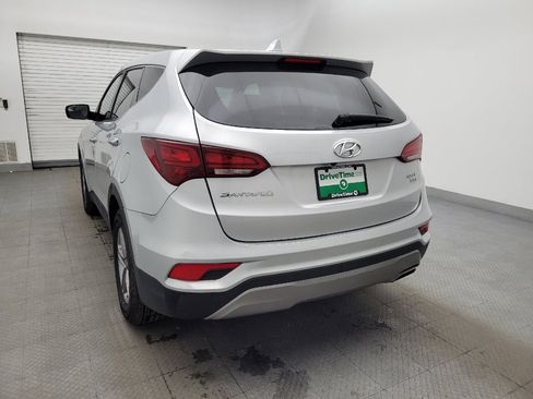 Used 2017 Hyundai Santa Fe Sport image 6
