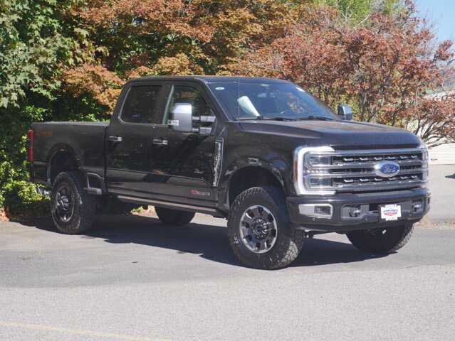 Certified 2024 Ford F350 Platinum w/ Tremor Off-Road Package AWD/4WD image 38