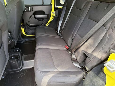 Used 2023 Jeep Wrangler Unlimited Sport AWD/4WD image 22