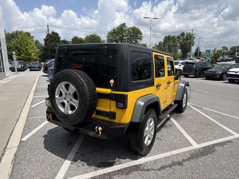 Used 2015 Jeep Wrangler Unlimited Sport w/ Quick Order Package 24S AWD/4WD image 4