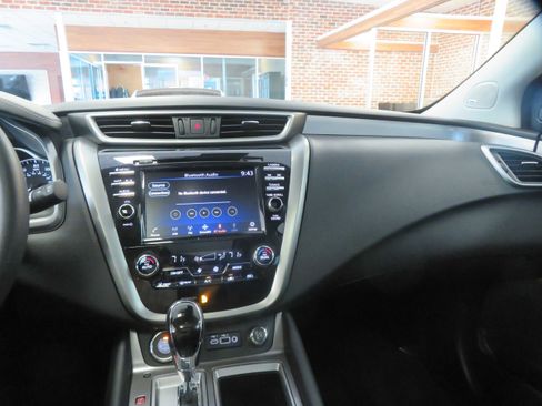 Used 2024 Nissan Murano SL image 38