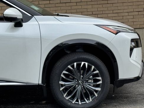 New 2026 Nissan Rogue Platinum AWD/4WD image 17