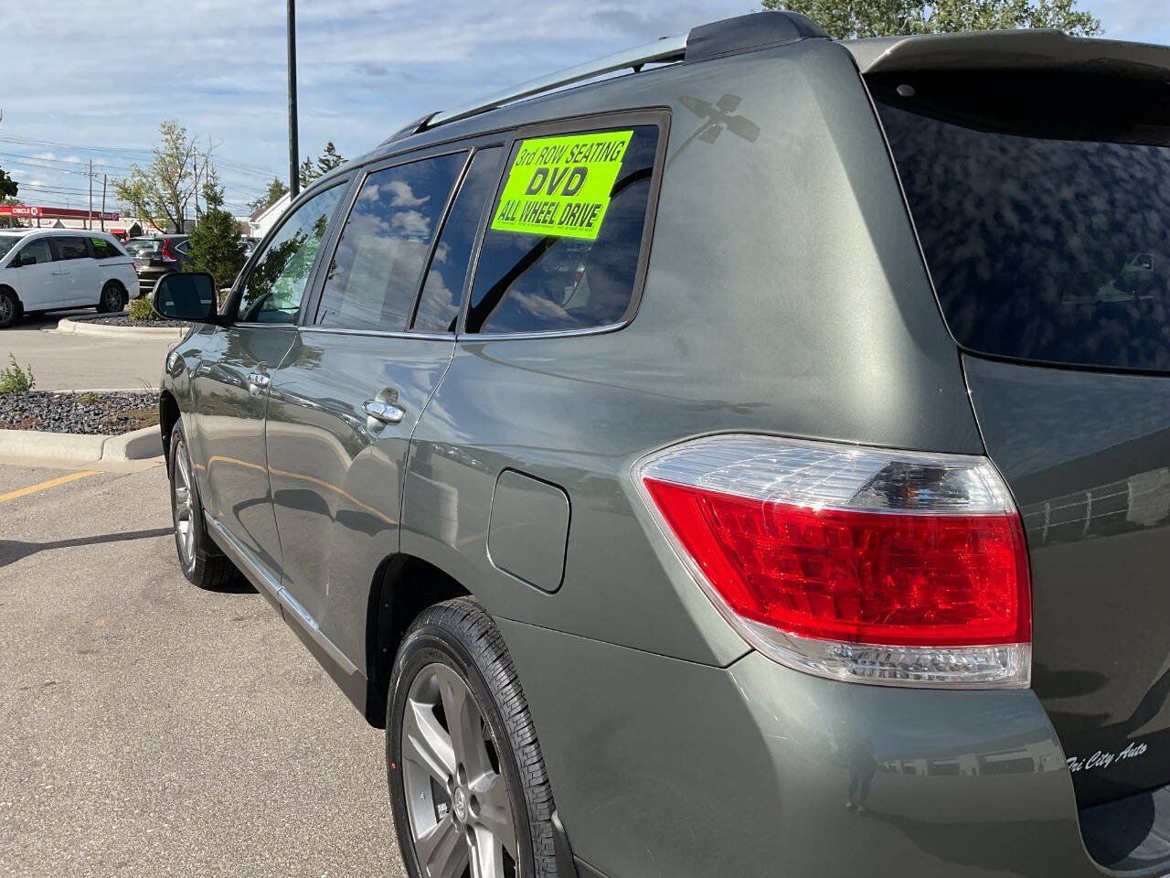 Used 2013 Toyota Highlander Limited AWD/4WD image 5