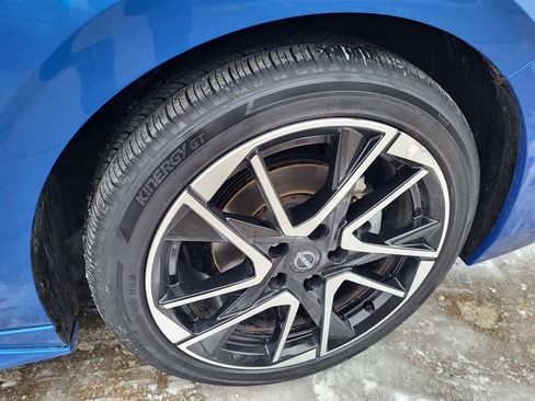 Used 2024 Nissan Sentra SR w/ SR Premium Package image 8