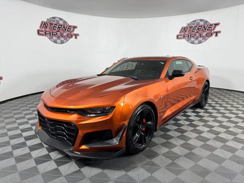 Used 2022 Chevrolet Camaro LT w/ RS Package RWD image 3