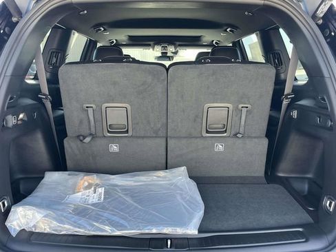 New 2025 Jeep Grand Cherokee L Altitude image 19