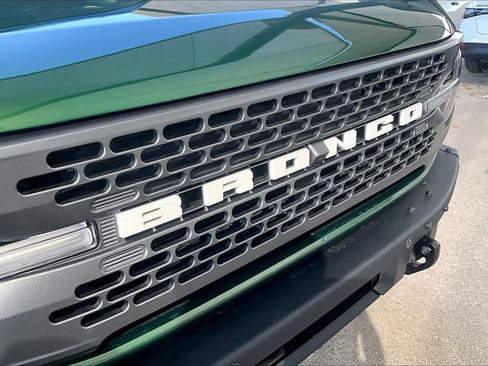 Used 2024 Ford Bronco Badlands image 28