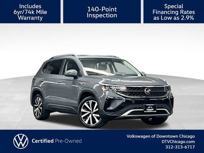 Used 2022 Volkswagen Taos SE w/ Panoramic Sunroof Package