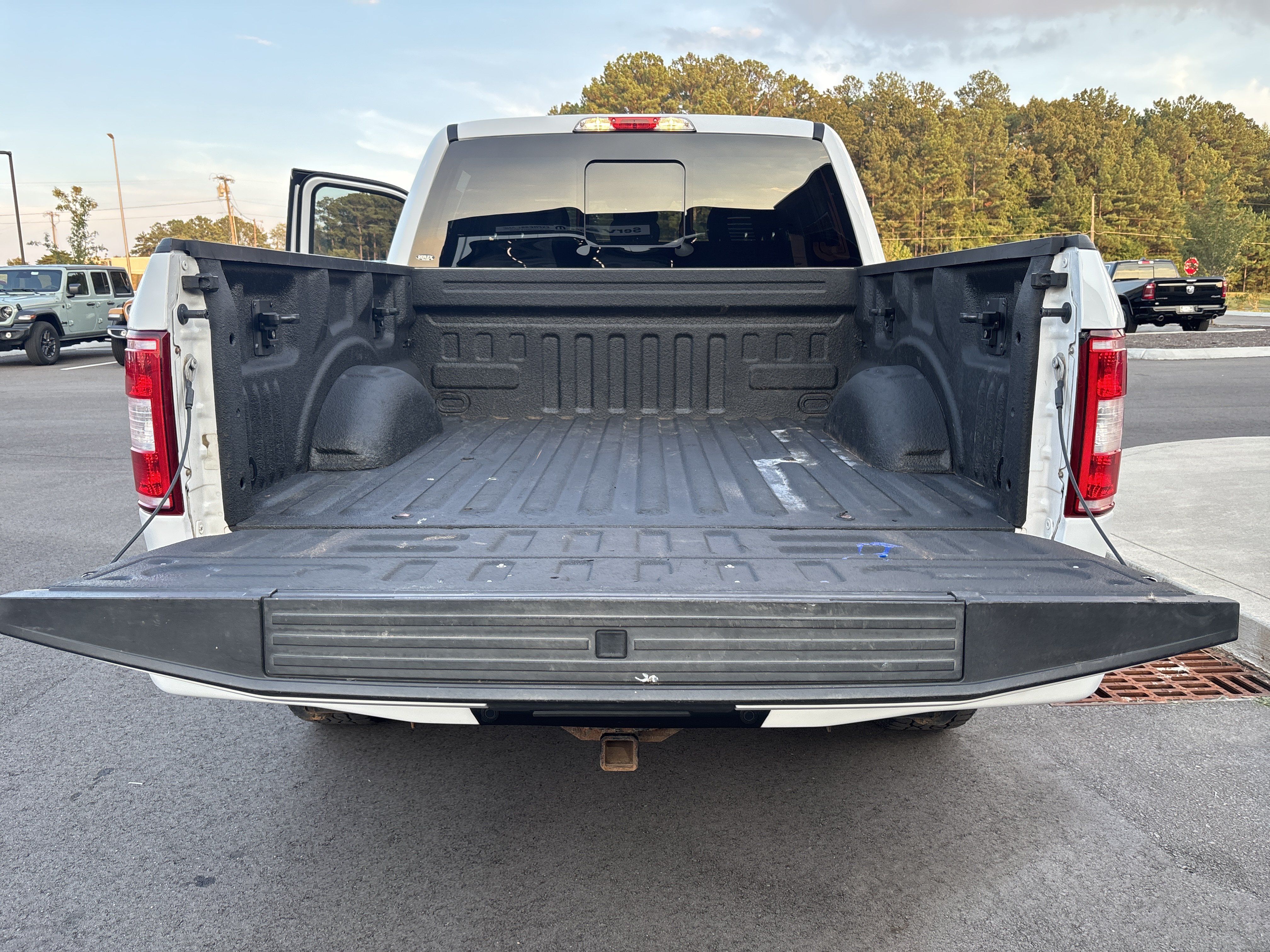 Used 2019 Ford F150 XLT w/ Equipment Group 302A Luxury AWD/4WD image 35