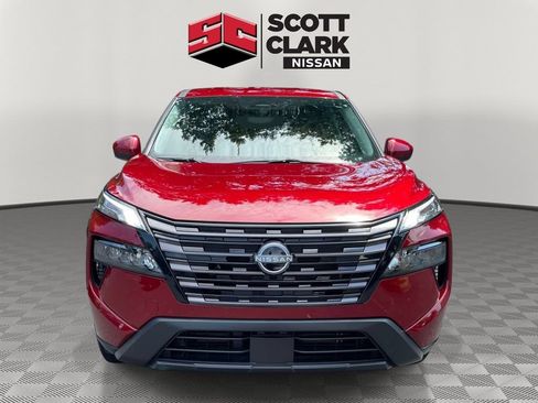 Used 2026 Nissan Rogue SV FWD image 2