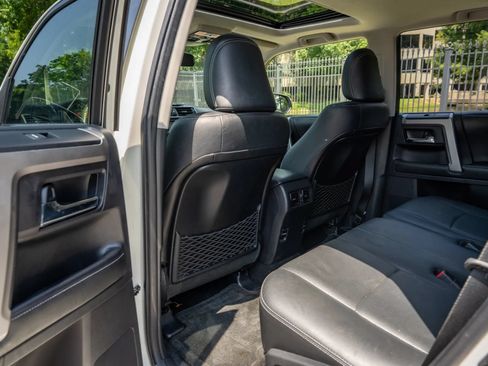 Used 2015 Toyota 4Runner Limited AWD/4WD image 13