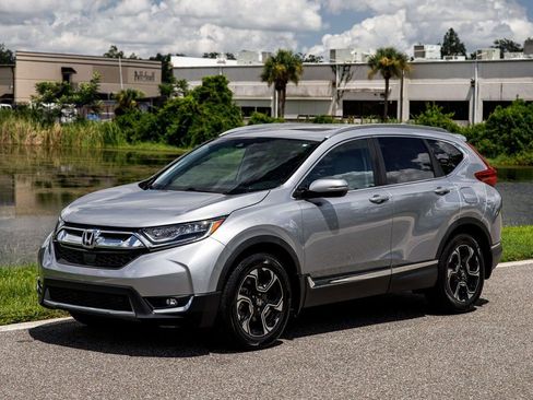 Used 2017 Honda CR-V Touring image 7
