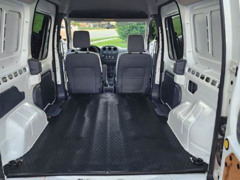 Used 2010 Ford Transit Connect XLT FWD image 19