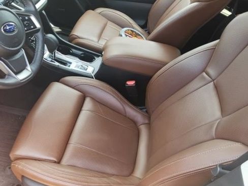 Used 2023 Subaru Ascent Touring AWD/4WD image 8