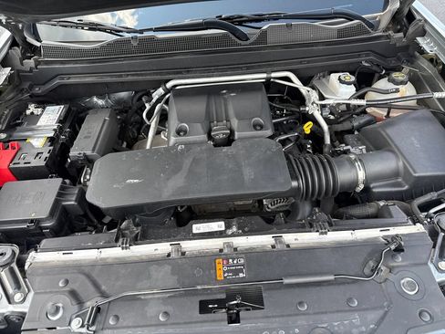 Used 2024 Chevrolet Colorado LT w/ LT Convenience Package III RWD image 37