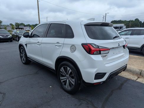 Used 2020 Mitsubishi Outlander Sport SE FWD image 5