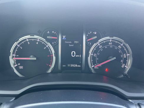 Used 2021 Toyota 4Runner Limited AWD/4WD image 26