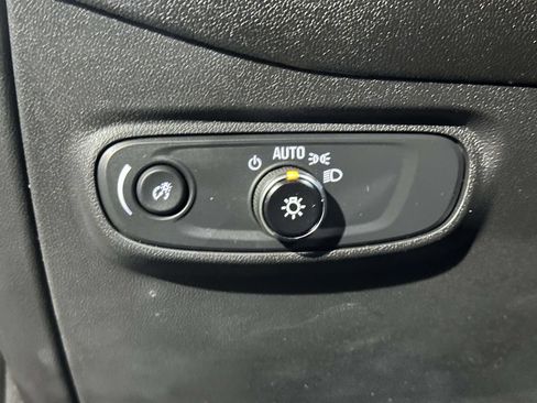 Used 2024 Chevrolet Equinox RS w/ LPO, Floor Liner Package AWD/4WD image 23