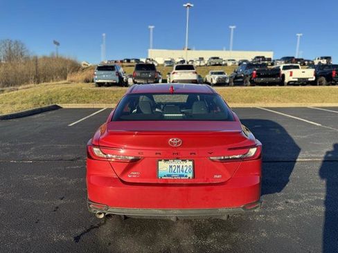 Certified 2025 Toyota Camry SE image 4