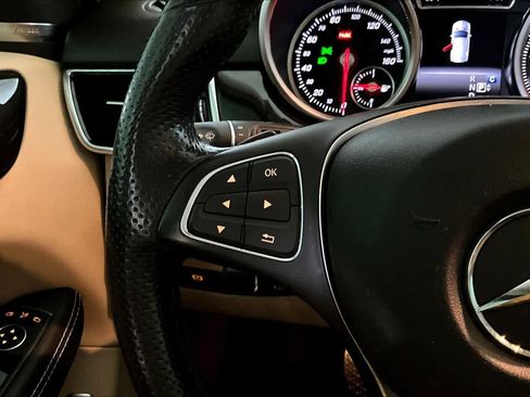 Used 2017 Mercedes-Benz GLE 350 image 24