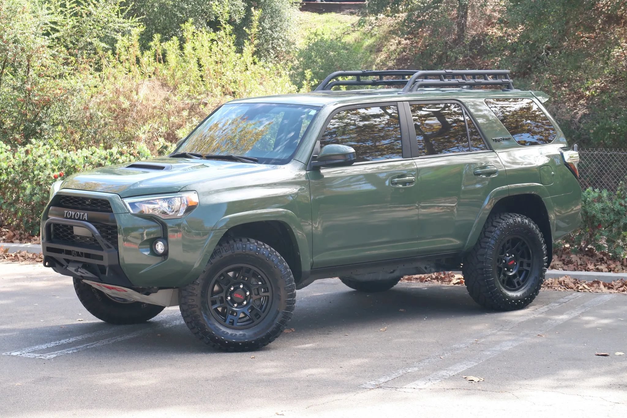 Used 2020 Toyota 4Runner TRD Pro AWD/4WD image 2