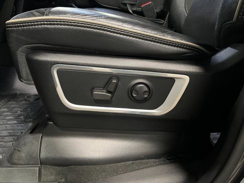 Used 2022 RAM 1500 Laramie image 23