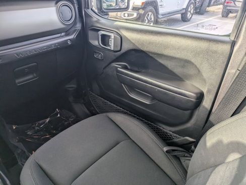 Certified 2020 Jeep Wrangler Unlimited Sport S image 15