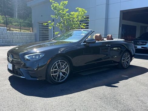 Used 2023 Mercedes-Benz E 450 4MATIC Cabriolet image 20