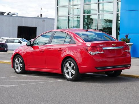 Used 2015 Chevrolet Cruze LT w/ RS Package FWD image 3
