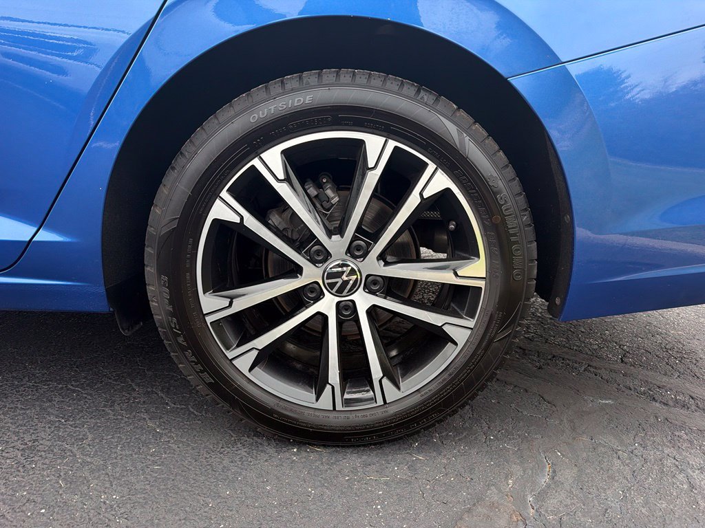 Used 2024 Volkswagen Jetta Sport FWD image 20