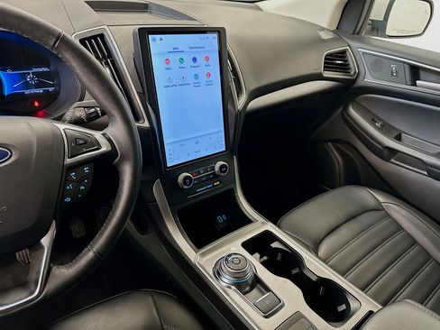 Used 2024 Ford Edge SEL image 26