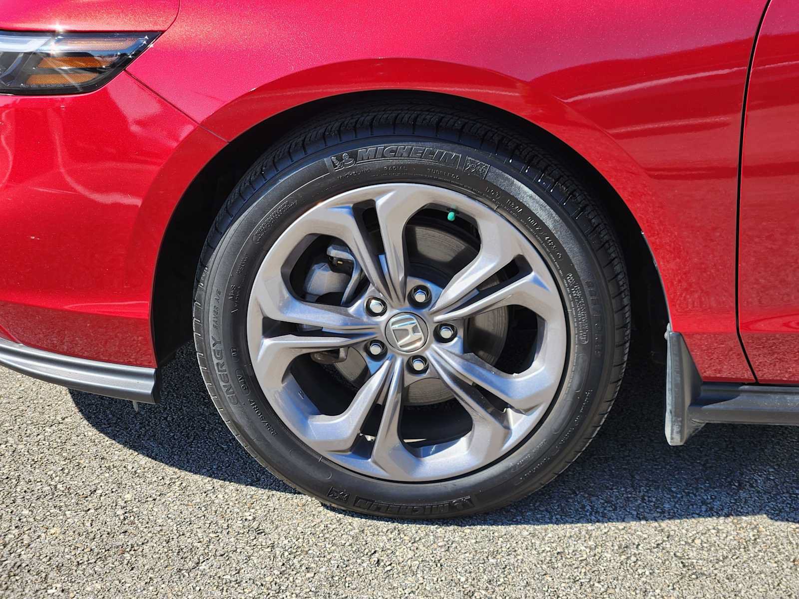Used 2024 Honda Accord EX image 9