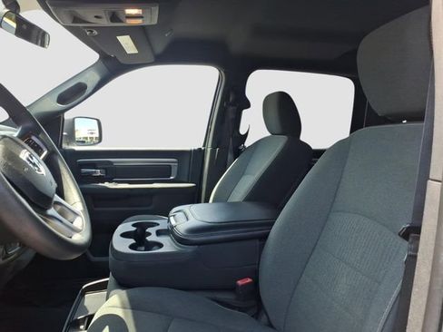 Used 2021 RAM 1500 Classic Warlock AWD/4WD image 16