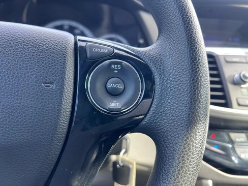 Used 2017 Honda Accord LX image 39