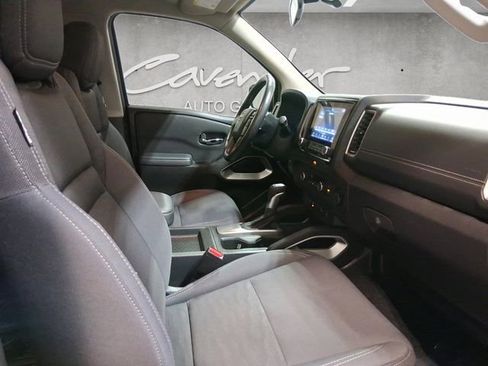 Used 2023 Nissan Frontier SV w/ SV Convenience Package image 24