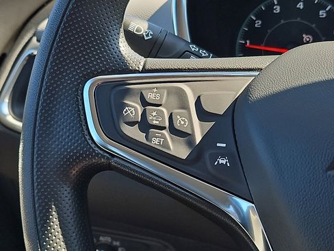 Used 2024 Chevrolet Equinox LS image 20