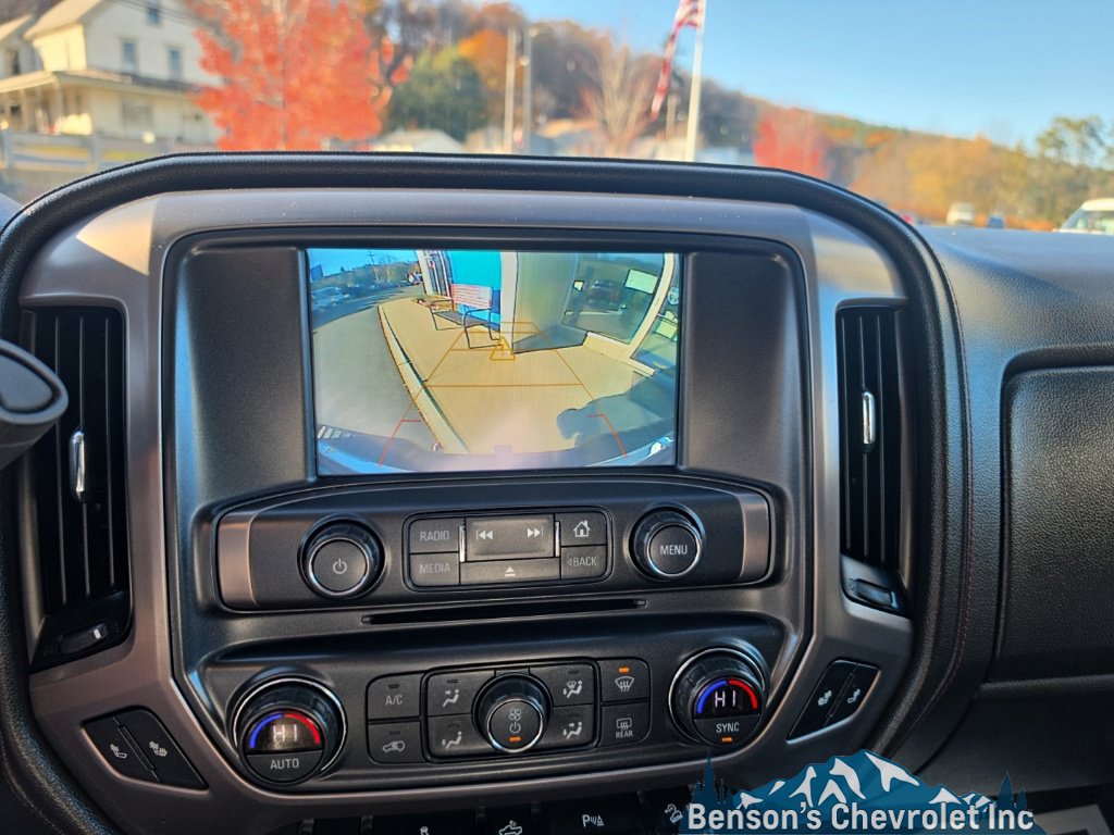 Used 2018 GMC Sierra 2500 SLT w/ All Terrain HD Package AWD/4WD image 23
