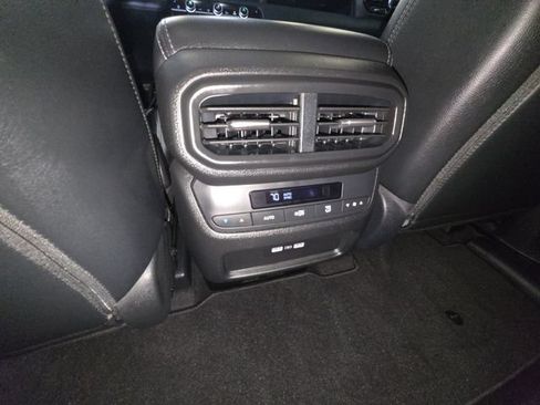 Used 2023 Honda Pilot Touring image 26