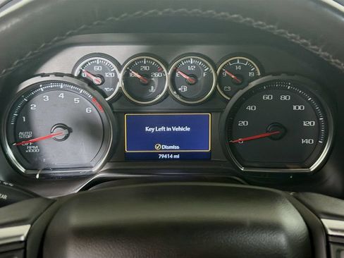 Used 2021 Chevrolet Tahoe Z71 w/ Luxury Package AWD/4WD image 14