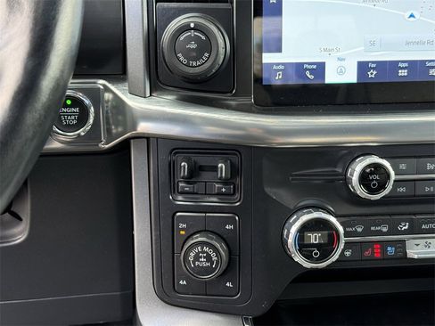 Used 2021 Ford F150 Lariat w/ Equipment Group 502A High image 24