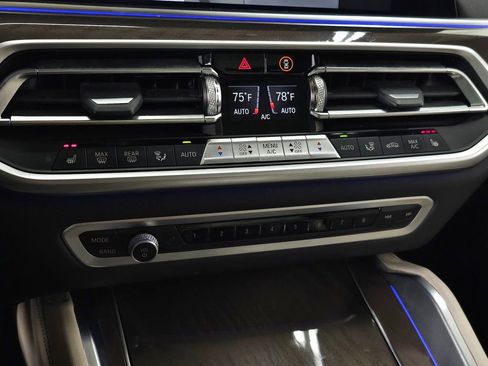 Used 2023 BMW X6 xDrive40i w/ M Sport Package image 34