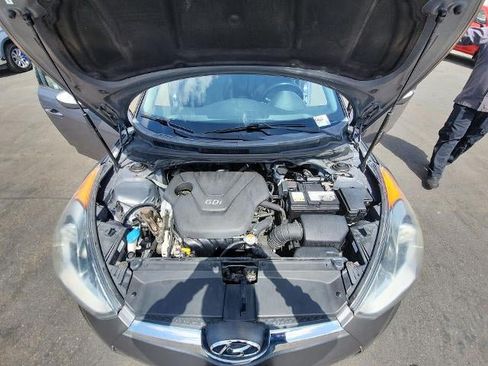 Used 2014 Hyundai Veloster w/ Style Package 02 FWD image 31